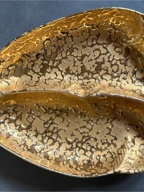 Weeping Bright Gold 22K USA Made Hand Painted Bowl Dish Decorative Leaf Vintage